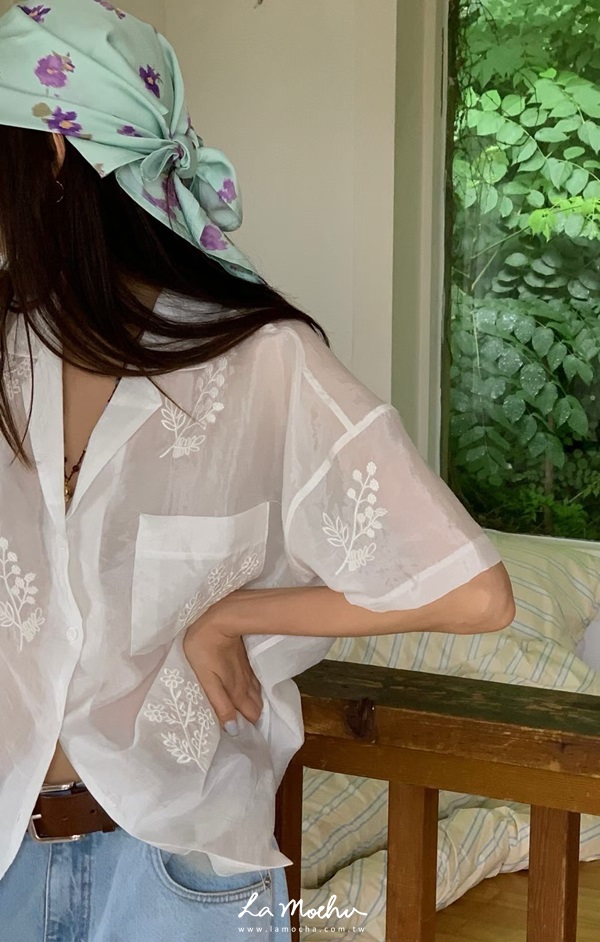 刺繡微透天絲襯衫
